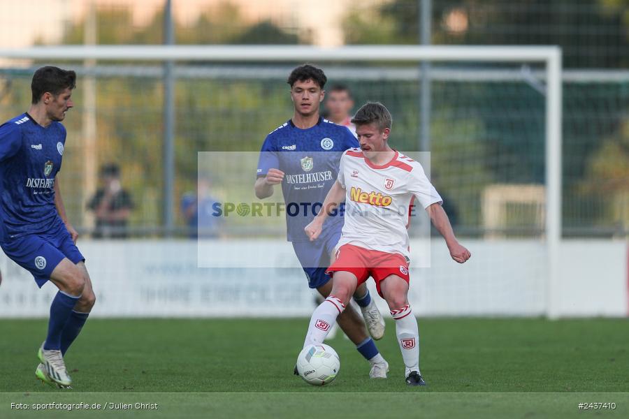 Sepp-Endres-Sportanlage, Würzburg, 18.09.2024, sport, action, BFV, Fussball, 4. Spieltag, Nachholspieltag, Bayernliga Nord, SSV, WFV, SSV Jahn Regensburg II (U21), Würzburger FV 04 - Bild-ID: 2437410