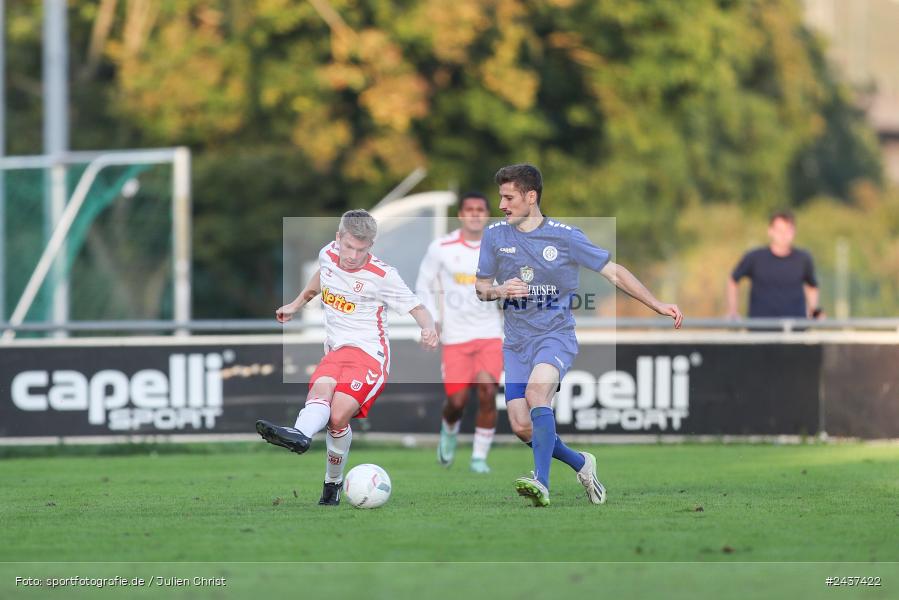 Sepp-Endres-Sportanlage, Würzburg, 18.09.2024, sport, action, BFV, Fussball, 4. Spieltag, Nachholspieltag, Bayernliga Nord, SSV, WFV, SSV Jahn Regensburg II (U21), Würzburger FV 04 - Bild-ID: 2437422