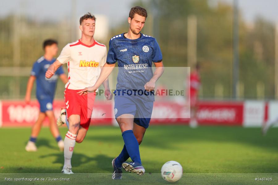 Sepp-Endres-Sportanlage, Würzburg, 18.09.2024, sport, action, BFV, Fussball, 4. Spieltag, Nachholspieltag, Bayernliga Nord, SSV, WFV, SSV Jahn Regensburg II (U21), Würzburger FV 04 - Bild-ID: 2437425