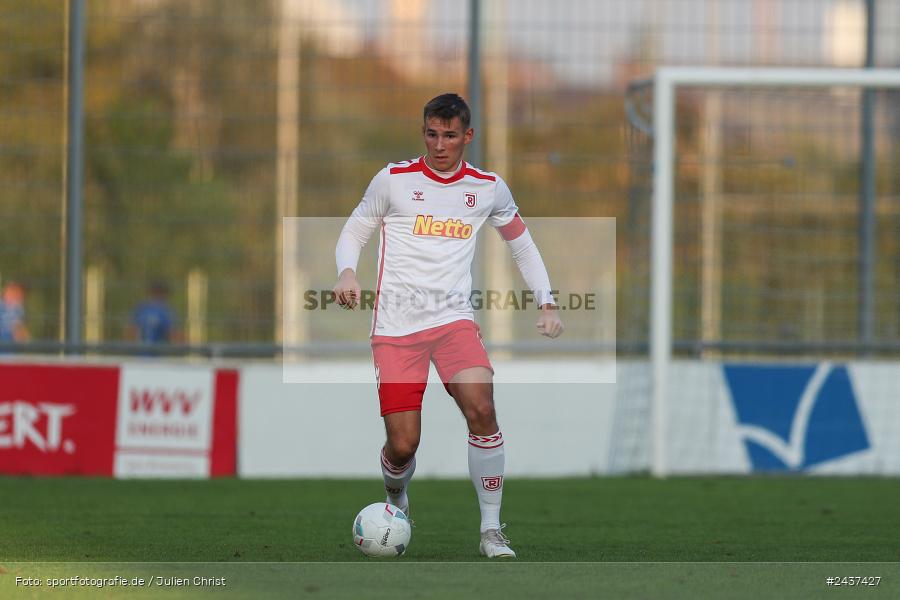 Sepp-Endres-Sportanlage, Würzburg, 18.09.2024, sport, action, BFV, Fussball, 4. Spieltag, Nachholspieltag, Bayernliga Nord, SSV, WFV, SSV Jahn Regensburg II (U21), Würzburger FV 04 - Bild-ID: 2437427
