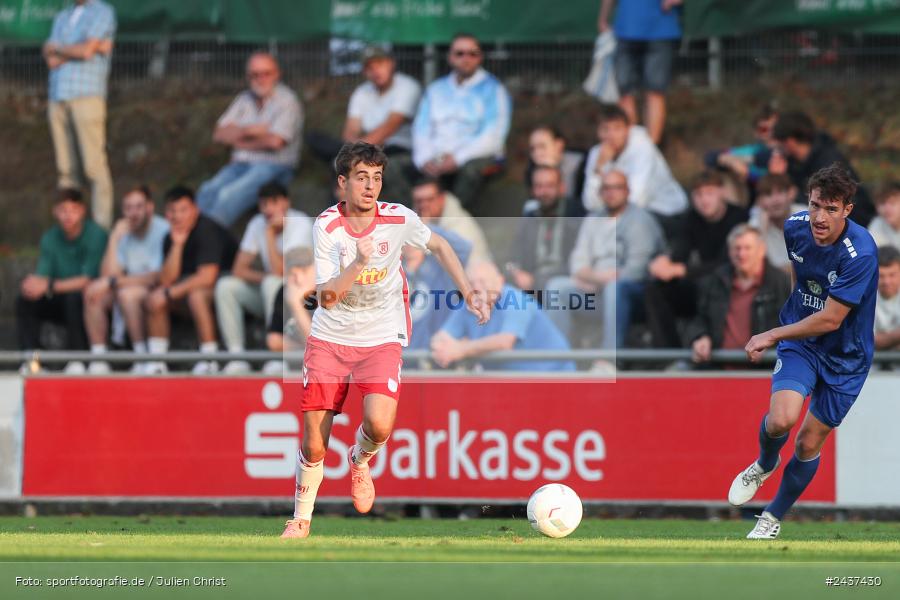 Sepp-Endres-Sportanlage, Würzburg, 18.09.2024, sport, action, BFV, Fussball, 4. Spieltag, Nachholspieltag, Bayernliga Nord, SSV, WFV, SSV Jahn Regensburg II (U21), Würzburger FV 04 - Bild-ID: 2437430