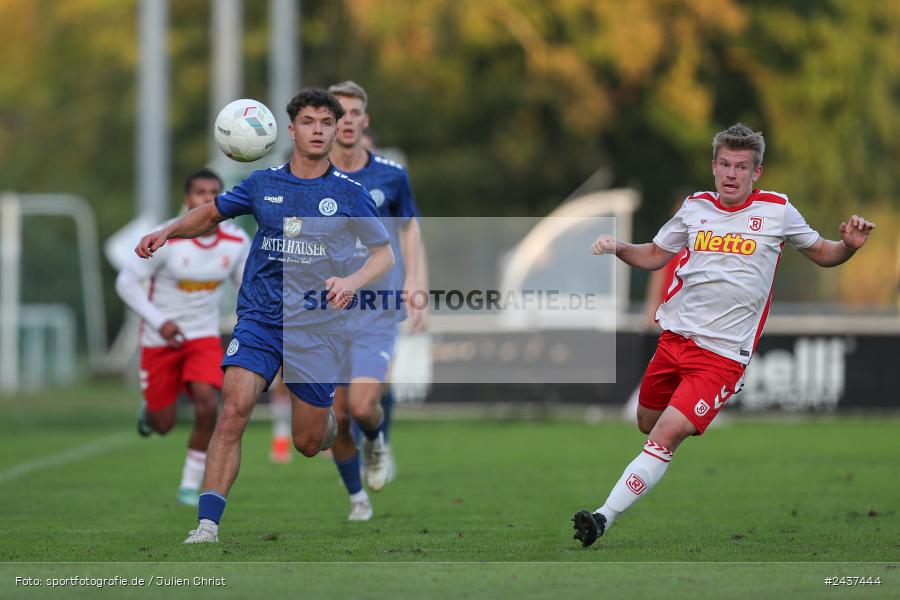 Sepp-Endres-Sportanlage, Würzburg, 18.09.2024, sport, action, BFV, Fussball, 4. Spieltag, Nachholspieltag, Bayernliga Nord, SSV, WFV, SSV Jahn Regensburg II (U21), Würzburger FV 04 - Bild-ID: 2437444