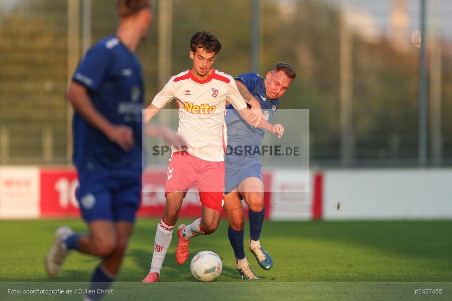 Sepp-Endres-Sportanlage, Würzburg, 18.09.2024, sport, action, BFV, Fussball, 4. Spieltag, Nachholspieltag, Bayernliga Nord, SSV, WFV, SSV Jahn Regensburg II (U21), Würzburger FV 04 - Bild-ID: 2437455