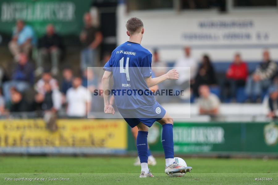 Sepp-Endres-Sportanlage, Würzburg, 18.09.2024, sport, action, BFV, Fussball, 4. Spieltag, Nachholspieltag, Bayernliga Nord, SSV, WFV, SSV Jahn Regensburg II (U21), Würzburger FV 04 - Bild-ID: 2437489