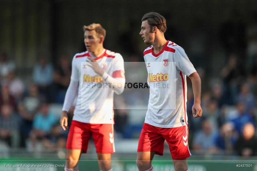 Sepp-Endres-Sportanlage, Würzburg, 18.09.2024, sport, action, BFV, Fussball, 4. Spieltag, Nachholspieltag, Bayernliga Nord, SSV, WFV, SSV Jahn Regensburg II (U21), Würzburger FV 04 - Bild-ID: 2437501