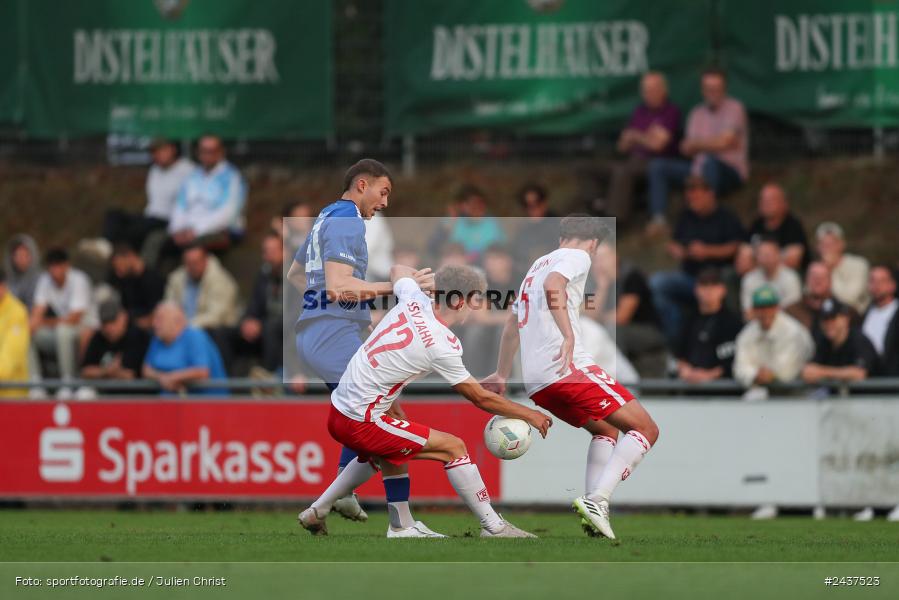Sepp-Endres-Sportanlage, Würzburg, 18.09.2024, sport, action, BFV, Fussball, 4. Spieltag, Nachholspieltag, Bayernliga Nord, SSV, WFV, SSV Jahn Regensburg II (U21), Würzburger FV 04 - Bild-ID: 2437523