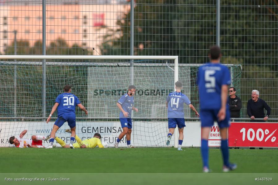 Sepp-Endres-Sportanlage, Würzburg, 18.09.2024, sport, action, BFV, Fussball, 4. Spieltag, Nachholspieltag, Bayernliga Nord, SSV, WFV, SSV Jahn Regensburg II (U21), Würzburger FV 04 - Bild-ID: 2437529