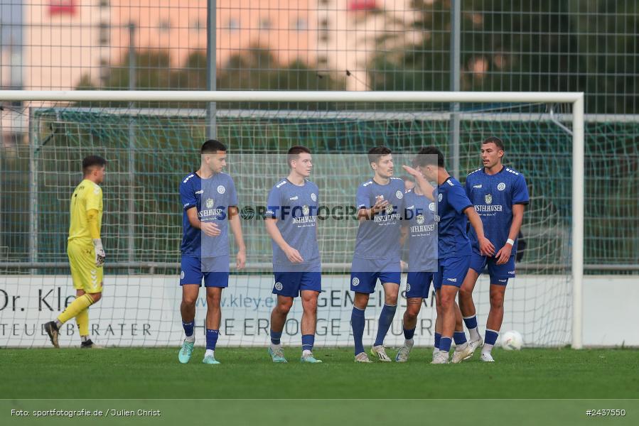 Sepp-Endres-Sportanlage, Würzburg, 18.09.2024, sport, action, BFV, Fussball, 4. Spieltag, Nachholspieltag, Bayernliga Nord, SSV, WFV, SSV Jahn Regensburg II (U21), Würzburger FV 04 - Bild-ID: 2437550