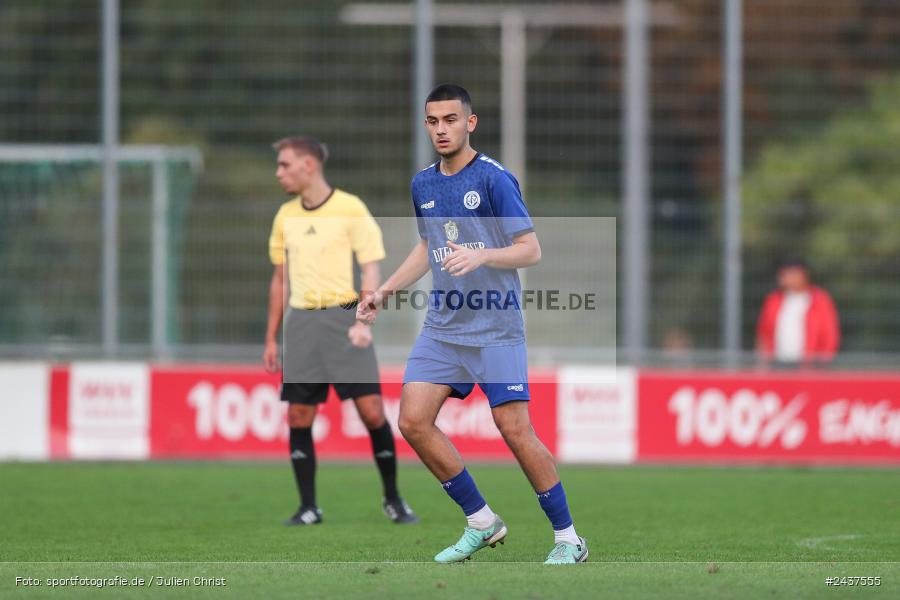 Sepp-Endres-Sportanlage, Würzburg, 18.09.2024, sport, action, BFV, Fussball, 4. Spieltag, Nachholspieltag, Bayernliga Nord, SSV, WFV, SSV Jahn Regensburg II (U21), Würzburger FV 04 - Bild-ID: 2437555