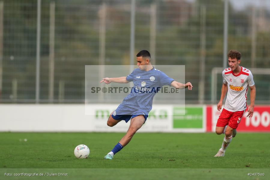 Sepp-Endres-Sportanlage, Würzburg, 18.09.2024, sport, action, BFV, Fussball, 4. Spieltag, Nachholspieltag, Bayernliga Nord, SSV, WFV, SSV Jahn Regensburg II (U21), Würzburger FV 04 - Bild-ID: 2437560
