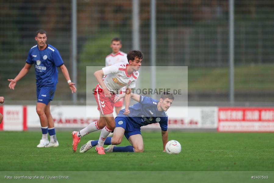 Sepp-Endres-Sportanlage, Würzburg, 18.09.2024, sport, action, BFV, Fussball, 4. Spieltag, Nachholspieltag, Bayernliga Nord, SSV, WFV, SSV Jahn Regensburg II (U21), Würzburger FV 04 - Bild-ID: 2437563