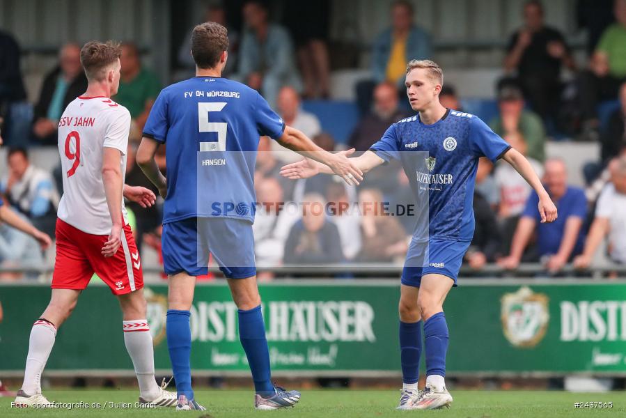 Sepp-Endres-Sportanlage, Würzburg, 18.09.2024, sport, action, BFV, Fussball, 4. Spieltag, Nachholspieltag, Bayernliga Nord, SSV, WFV, SSV Jahn Regensburg II (U21), Würzburger FV 04 - Bild-ID: 2437565