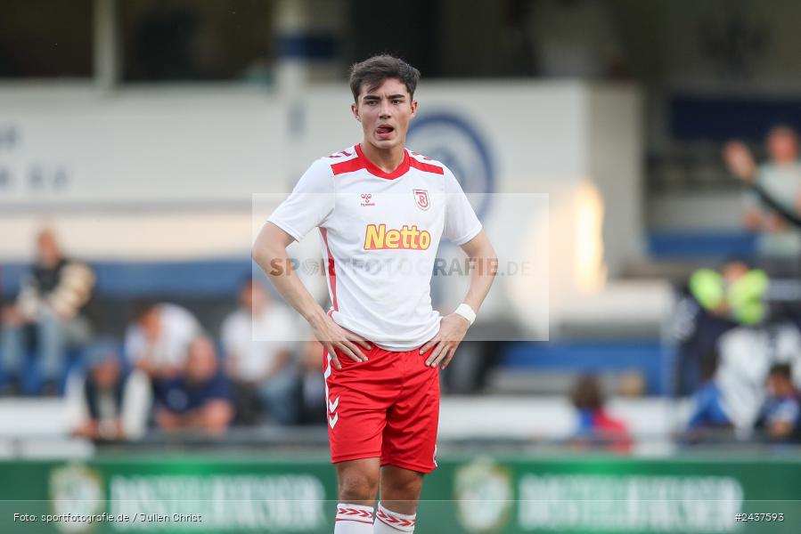 Sepp-Endres-Sportanlage, Würzburg, 18.09.2024, sport, action, BFV, Fussball, 4. Spieltag, Nachholspieltag, Bayernliga Nord, SSV, WFV, SSV Jahn Regensburg II (U21), Würzburger FV 04 - Bild-ID: 2437593