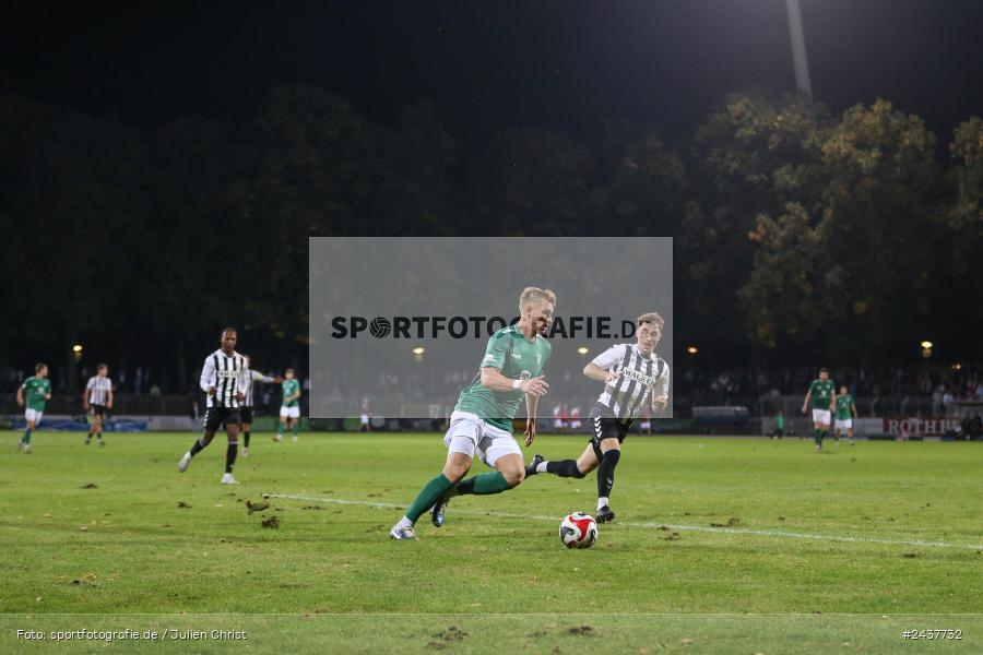 Willy-Sachs-Stadion, Schweinfurt, 20.09.2024, sport, action, BFV, Fussball, Regionalliga Bayern, 10. Spieltag, SVW, FCS, SV Wacker Burghausen, 1. FC Schweinfurt 1905 - Bild-ID: 2437732