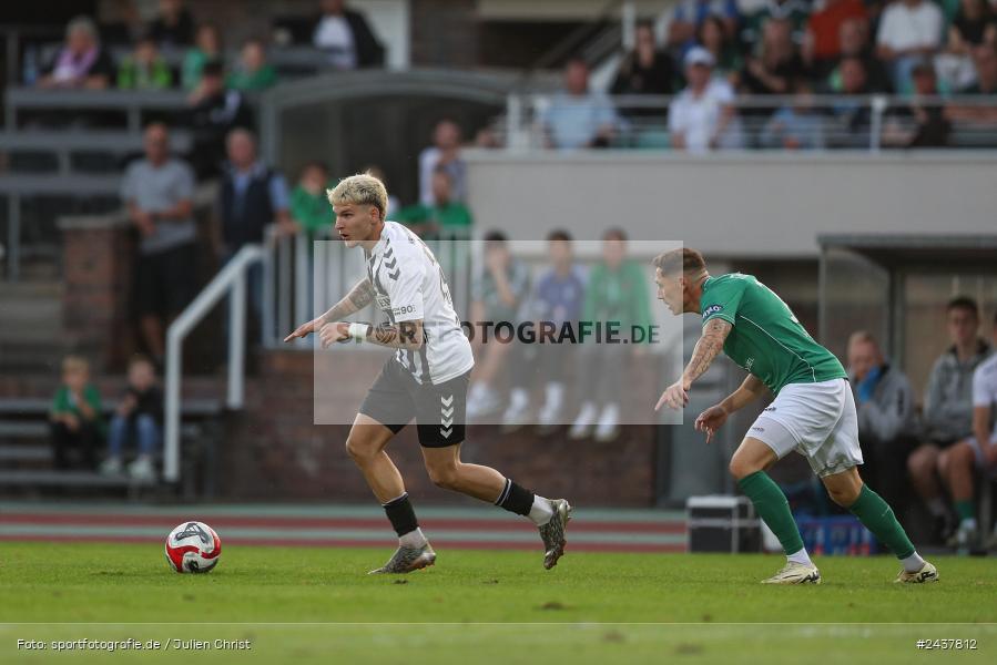 Willy-Sachs-Stadion, Schweinfurt, 20.09.2024, sport, action, BFV, Fussball, Regionalliga Bayern, 10. Spieltag, SVW, FCS, SV Wacker Burghausen, 1. FC Schweinfurt 1905 - Bild-ID: 2437812