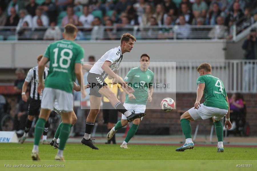 Willy-Sachs-Stadion, Schweinfurt, 20.09.2024, sport, action, BFV, Fussball, Regionalliga Bayern, 10. Spieltag, SVW, FCS, SV Wacker Burghausen, 1. FC Schweinfurt 1905 - Bild-ID: 2437831