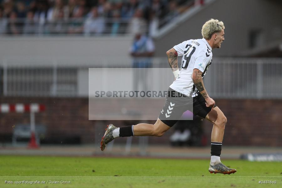 Willy-Sachs-Stadion, Schweinfurt, 20.09.2024, sport, action, BFV, Fussball, Regionalliga Bayern, 10. Spieltag, SVW, FCS, SV Wacker Burghausen, 1. FC Schweinfurt 1905 - Bild-ID: 2437862