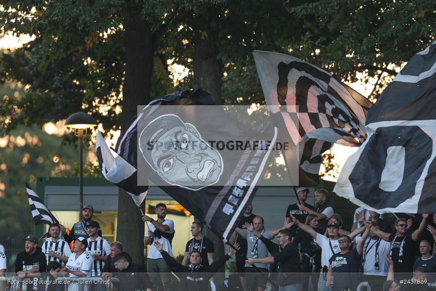 Willy-Sachs-Stadion, Schweinfurt, 20.09.2024, sport, action, BFV, Fussball, Regionalliga Bayern, 10. Spieltag, SVW, FCS, SV Wacker Burghausen, 1. FC Schweinfurt 1905 - Bild-ID: 2437869
