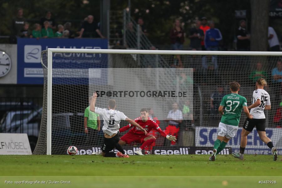 Willy-Sachs-Stadion, Schweinfurt, 20.09.2024, sport, action, BFV, Fussball, Regionalliga Bayern, 10. Spieltag, SVW, FCS, SV Wacker Burghausen, 1. FC Schweinfurt 1905 - Bild-ID: 2437928