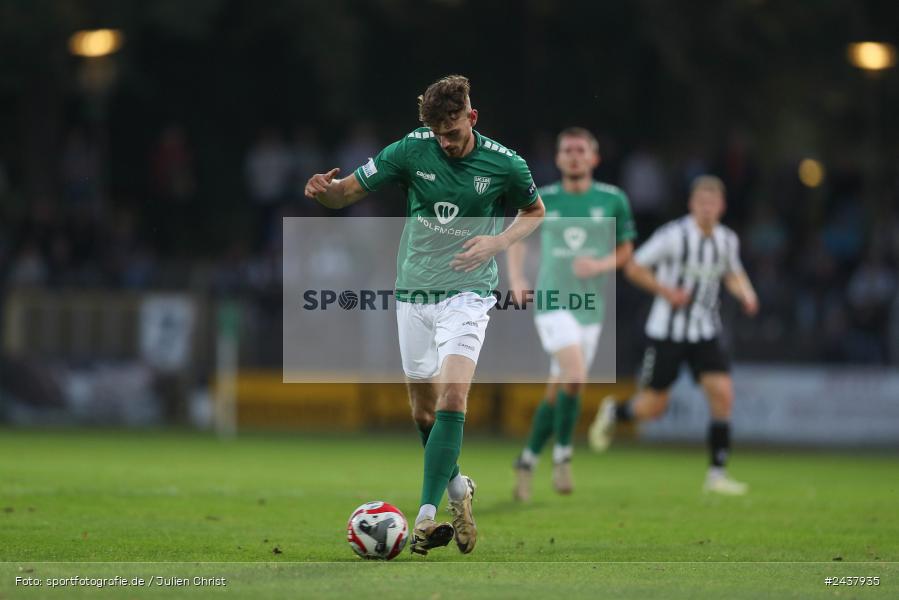 Willy-Sachs-Stadion, Schweinfurt, 20.09.2024, sport, action, BFV, Fussball, Regionalliga Bayern, 10. Spieltag, SVW, FCS, SV Wacker Burghausen, 1. FC Schweinfurt 1905 - Bild-ID: 2437935