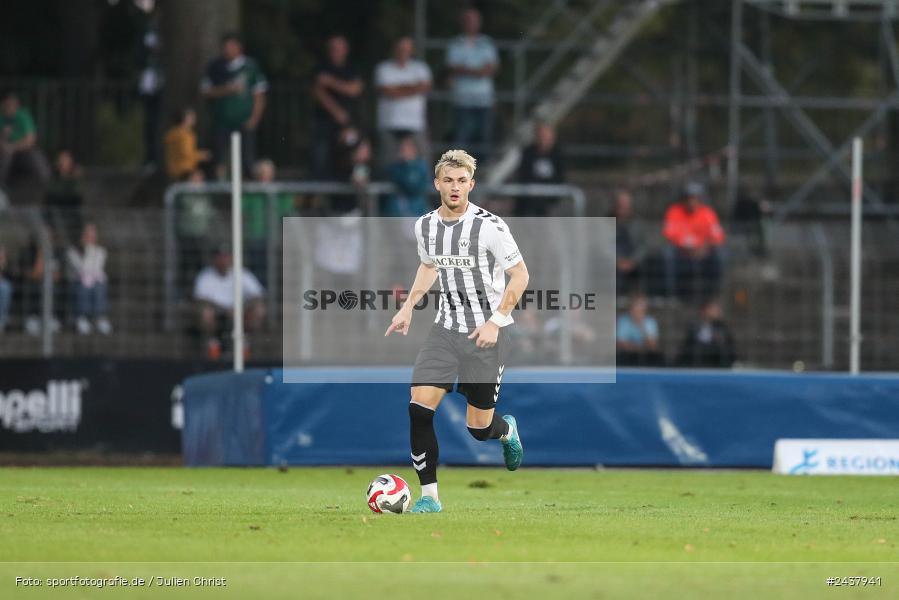 Willy-Sachs-Stadion, Schweinfurt, 20.09.2024, sport, action, BFV, Fussball, Regionalliga Bayern, 10. Spieltag, SVW, FCS, SV Wacker Burghausen, 1. FC Schweinfurt 1905 - Bild-ID: 2437941