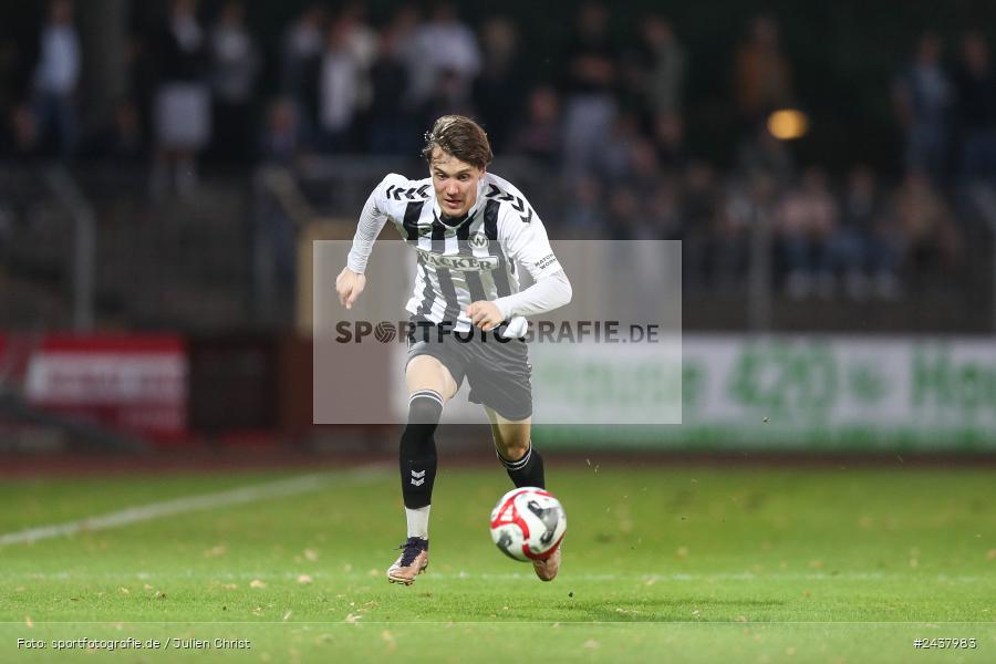 Willy-Sachs-Stadion, Schweinfurt, 20.09.2024, sport, action, BFV, Fussball, Regionalliga Bayern, 10. Spieltag, SVW, FCS, SV Wacker Burghausen, 1. FC Schweinfurt 1905 - Bild-ID: 2437983