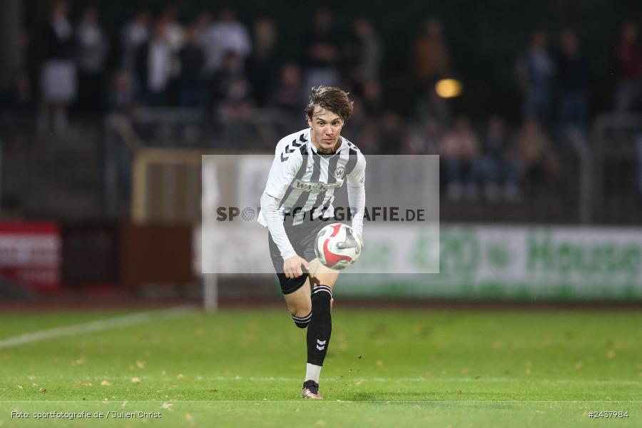 Willy-Sachs-Stadion, Schweinfurt, 20.09.2024, sport, action, BFV, Fussball, Regionalliga Bayern, 10. Spieltag, SVW, FCS, SV Wacker Burghausen, 1. FC Schweinfurt 1905 - Bild-ID: 2437984