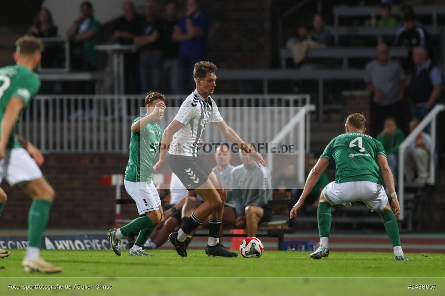 Willy-Sachs-Stadion, Schweinfurt, 20.09.2024, sport, action, BFV, Fussball, Regionalliga Bayern, 10. Spieltag, SVW, FCS, SV Wacker Burghausen, 1. FC Schweinfurt 1905 - Bild-ID: 2438007