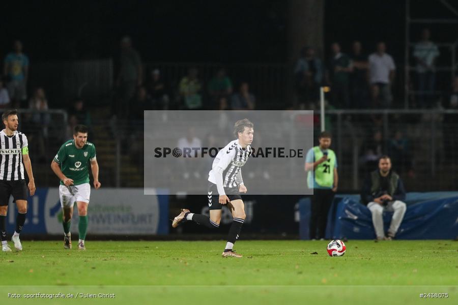 Willy-Sachs-Stadion, Schweinfurt, 20.09.2024, sport, action, BFV, Fussball, Regionalliga Bayern, 10. Spieltag, SVW, FCS, SV Wacker Burghausen, 1. FC Schweinfurt 1905 - Bild-ID: 2438075