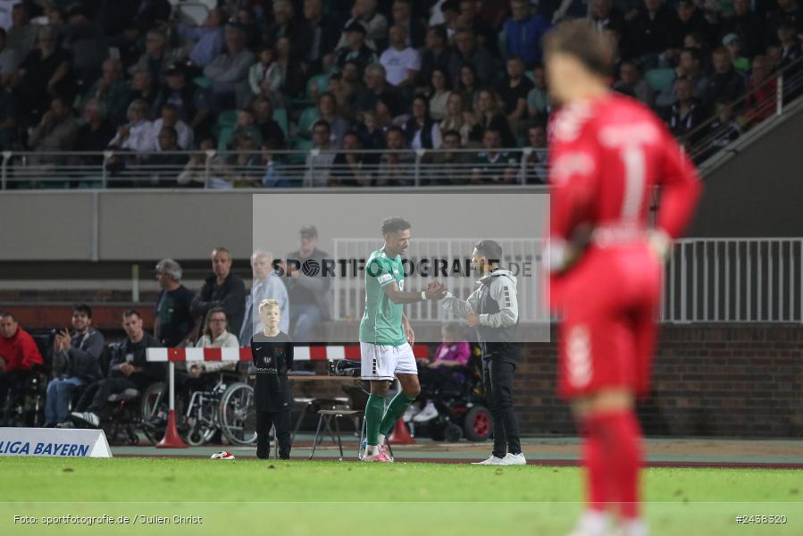 Willy-Sachs-Stadion, Schweinfurt, 20.09.2024, sport, action, BFV, Fussball, Regionalliga Bayern, 10. Spieltag, SVW, FCS, SV Wacker Burghausen, 1. FC Schweinfurt 1905 - Bild-ID: 2438320