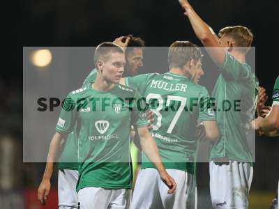 Fotos von 1. FC Schweinfurt 1905 - SV Wacker Burghausen auf sportfotografie.de