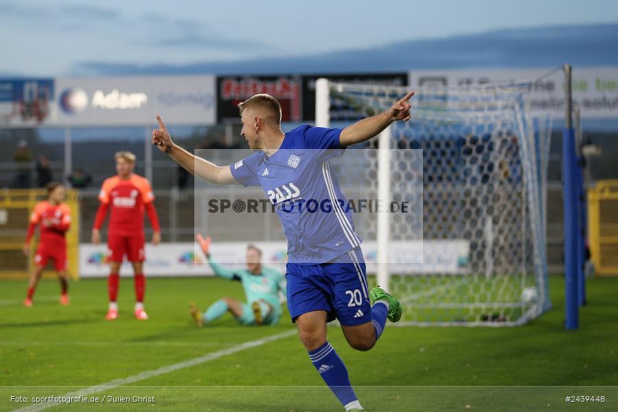 Stadion am Schönbusch, Aschaffenburg, 27.09.2024, sport, action, Fussball, BFV, Regionalliga Bayern, 11. Spieltag, HAN, SVA, SpVgg Hankofen-Hailing, SV Viktoria Aschaffenburg - Bild-ID: 2439448