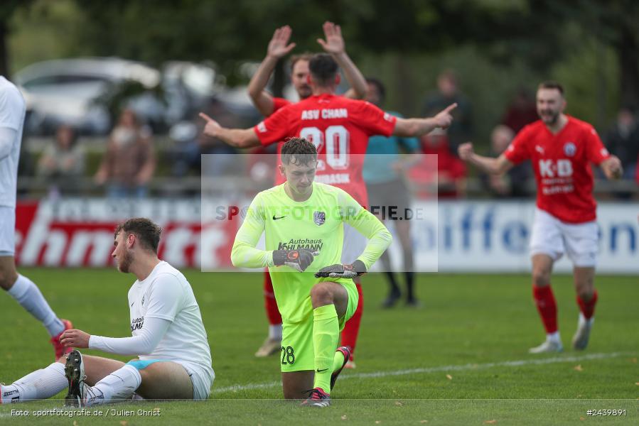 Fundamentum Sportpark, Karlburg, 28.09.2024, sport, action, Fussball, BFV, 13. Spieltag, Bayernliga Nord, ASV, TSV, ASV Cham, TSV Karlburg - Bild-ID: 2439891