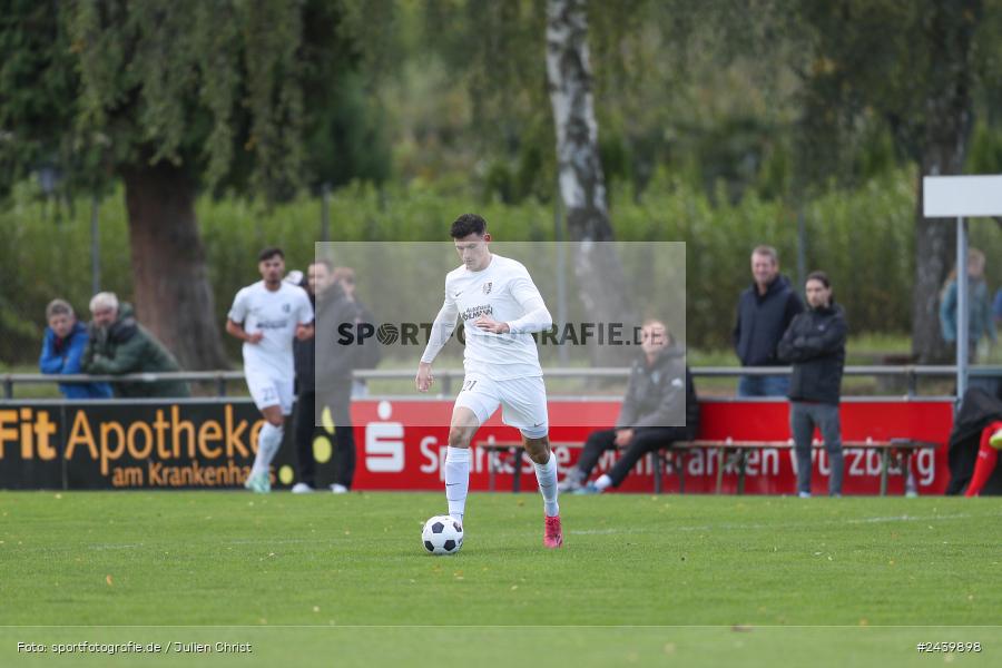 Fundamentum Sportpark, Karlburg, 28.09.2024, sport, action, Fussball, BFV, 13. Spieltag, Bayernliga Nord, ASV, TSV, ASV Cham, TSV Karlburg - Bild-ID: 2439898