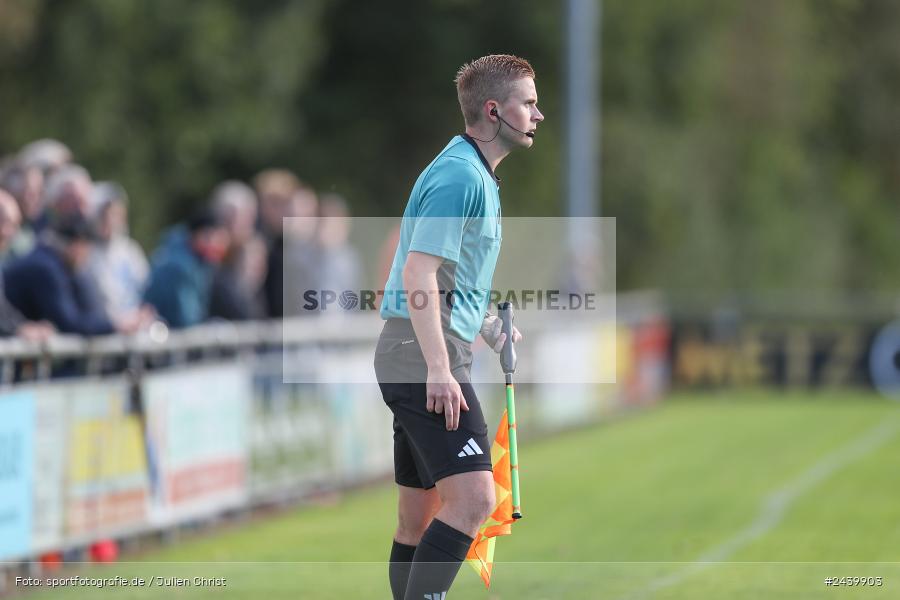 Fundamentum Sportpark, Karlburg, 28.09.2024, sport, action, Fussball, BFV, 13. Spieltag, Bayernliga Nord, ASV, TSV, ASV Cham, TSV Karlburg - Bild-ID: 2439903