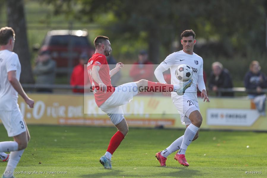 Fundamentum Sportpark, Karlburg, 28.09.2024, sport, action, Fussball, BFV, 13. Spieltag, Bayernliga Nord, ASV, TSV, ASV Cham, TSV Karlburg - Bild-ID: 2439910