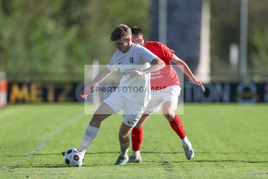 Fundamentum Sportpark, Karlburg, 28.09.2024, sport, action, Fussball, BFV, 13. Spieltag, Bayernliga Nord, ASV, TSV, ASV Cham, TSV Karlburg - Bild-ID: 2439950