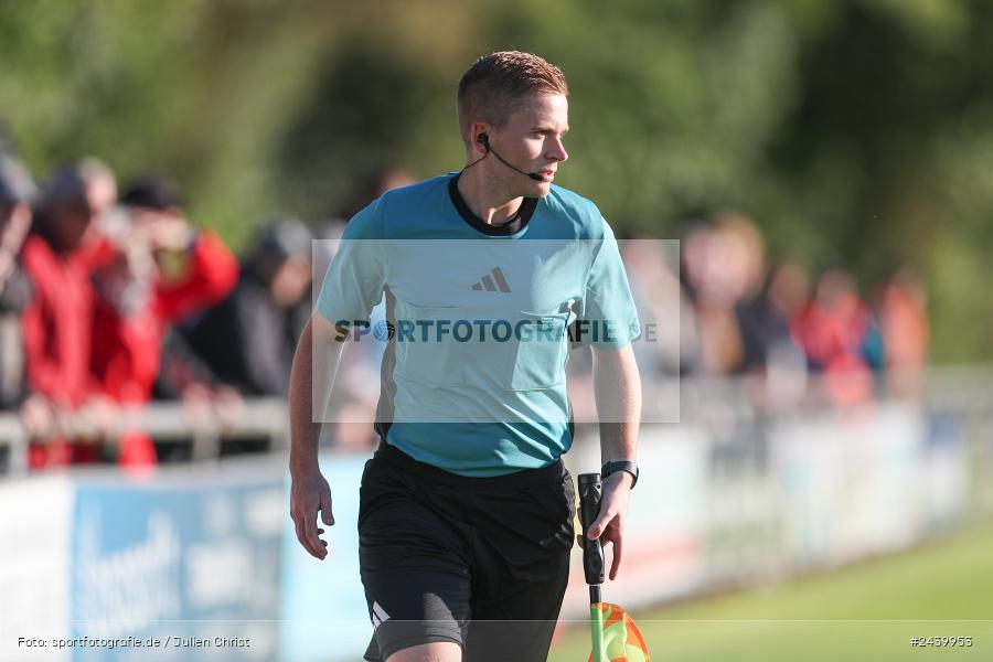Fundamentum Sportpark, Karlburg, 28.09.2024, sport, action, Fussball, BFV, 13. Spieltag, Bayernliga Nord, ASV, TSV, ASV Cham, TSV Karlburg - Bild-ID: 2439953