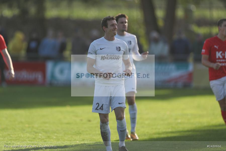 Fundamentum Sportpark, Karlburg, 28.09.2024, sport, action, Fussball, BFV, 13. Spieltag, Bayernliga Nord, ASV, TSV, ASV Cham, TSV Karlburg - Bild-ID: 2439966
