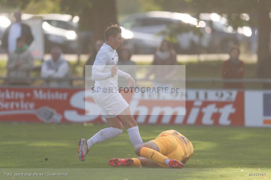 Fundamentum Sportpark, Karlburg, 28.09.2024, sport, action, Fussball, BFV, 13. Spieltag, Bayernliga Nord, ASV, TSV, ASV Cham, TSV Karlburg - Bild-ID: 2439985