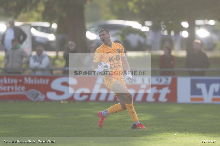 Fundamentum Sportpark, Karlburg, 28.09.2024, sport, action, Fussball, BFV, 13. Spieltag, Bayernliga Nord, ASV, TSV, ASV Cham, TSV Karlburg - Bild-ID: 2439987