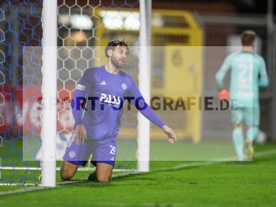 Fotos von SV Viktoria Aschaffenburg - SpVgg Hankofen-Hailing auf sportfotografie.de