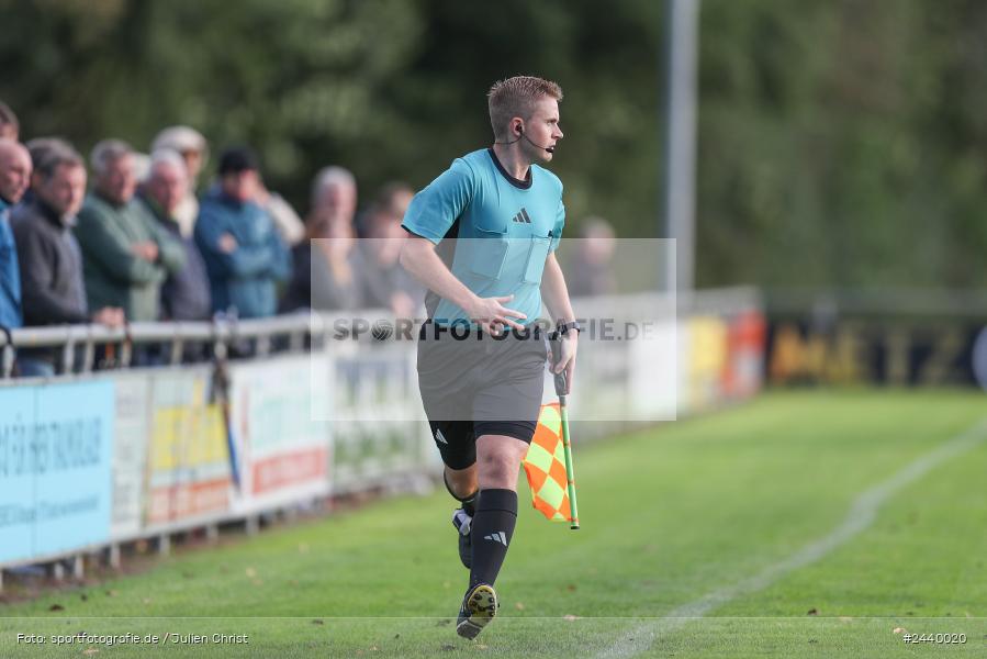 Fundamentum Sportpark, Karlburg, 28.09.2024, sport, action, Fussball, BFV, 13. Spieltag, Bayernliga Nord, ASV, TSV, ASV Cham, TSV Karlburg - Bild-ID: 2440020 Fundamentum Sportpark, Karlburg, 28.09.2024, sport, action, Fussball, BFV, 13. Spieltag, Bayernliga Nord, ASV, TSV, ASV Cham, TSV Karlburg - Bild-ID: 2440020