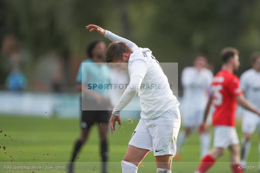 Fundamentum Sportpark, Karlburg, 28.09.2024, sport, action, Fussball, BFV, 13. Spieltag, Bayernliga Nord, ASV, TSV, ASV Cham, TSV Karlburg - Bild-ID: 2440029