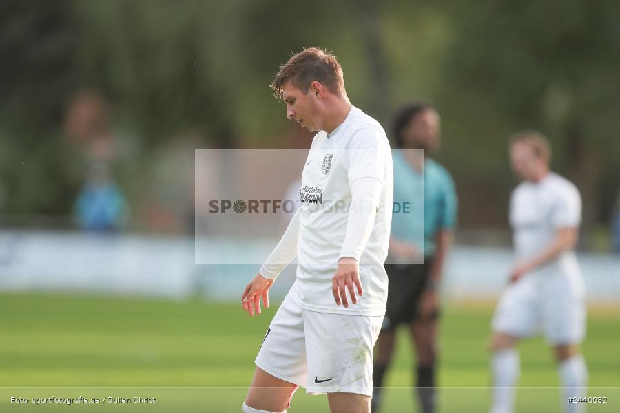 Fundamentum Sportpark, Karlburg, 28.09.2024, sport, action, Fussball, BFV, 13. Spieltag, Bayernliga Nord, ASV, TSV, ASV Cham, TSV Karlburg - Bild-ID: 2440032
