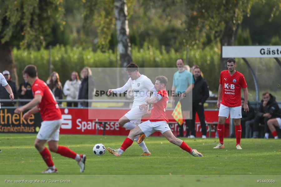 Fundamentum Sportpark, Karlburg, 28.09.2024, sport, action, Fussball, BFV, 13. Spieltag, Bayernliga Nord, ASV, TSV, ASV Cham, TSV Karlburg - Bild-ID: 2440036