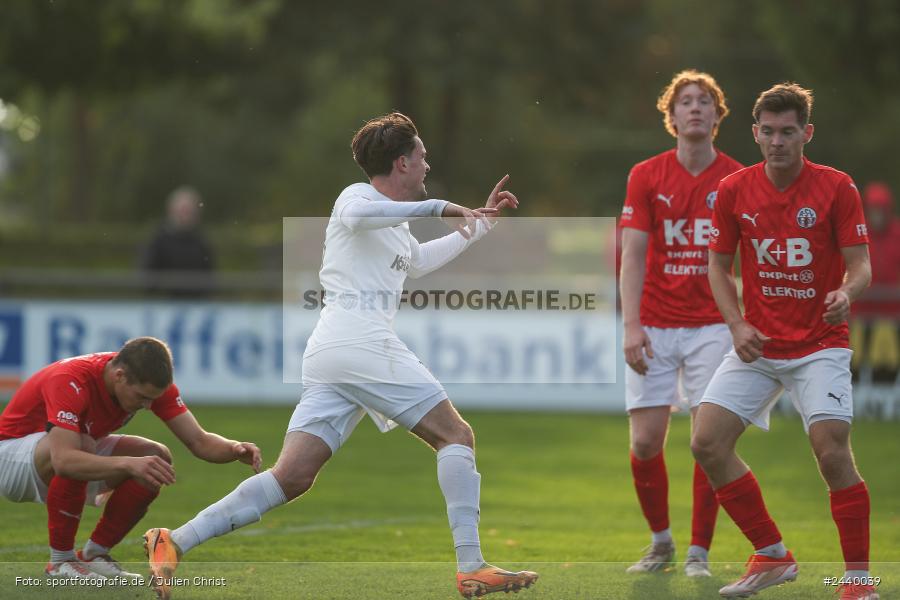 Fundamentum Sportpark, Karlburg, 28.09.2024, sport, action, Fussball, BFV, 13. Spieltag, Bayernliga Nord, ASV, TSV, ASV Cham, TSV Karlburg - Bild-ID: 2440039