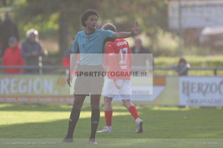 Fundamentum Sportpark, Karlburg, 28.09.2024, sport, action, Fussball, BFV, 13. Spieltag, Bayernliga Nord, ASV, TSV, ASV Cham, TSV Karlburg - Bild-ID: 2440066