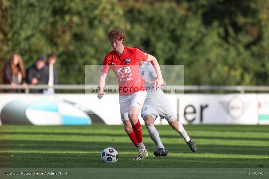 Fundamentum Sportpark, Karlburg, 28.09.2024, sport, action, Fussball, BFV, 13. Spieltag, Bayernliga Nord, ASV, TSV, ASV Cham, TSV Karlburg - Bild-ID: 2440070