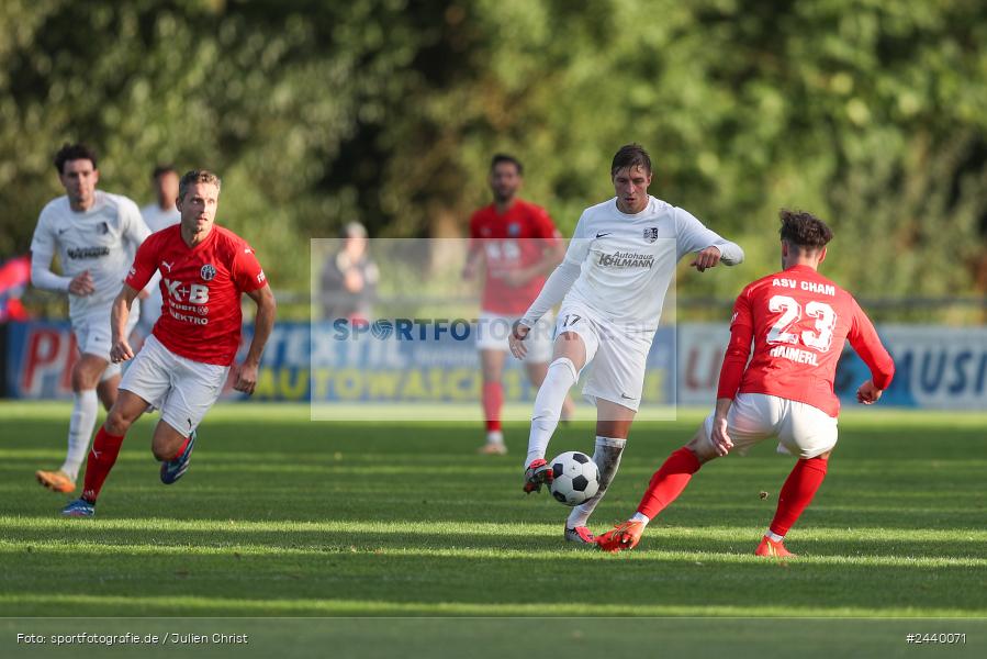 Fundamentum Sportpark, Karlburg, 28.09.2024, sport, action, Fussball, BFV, 13. Spieltag, Bayernliga Nord, ASV, TSV, ASV Cham, TSV Karlburg - Bild-ID: 2440071